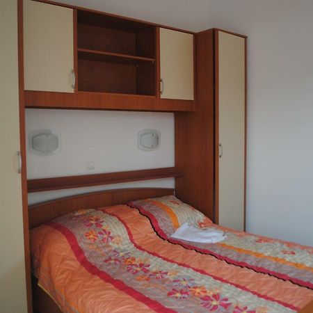 Ciovo Apartments 特罗吉尔 外观 照片